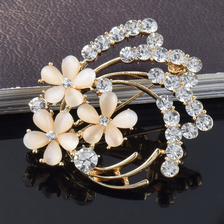 High-end flower corsage, opal vintage brooch, wedding corsage - Jewel Nexus