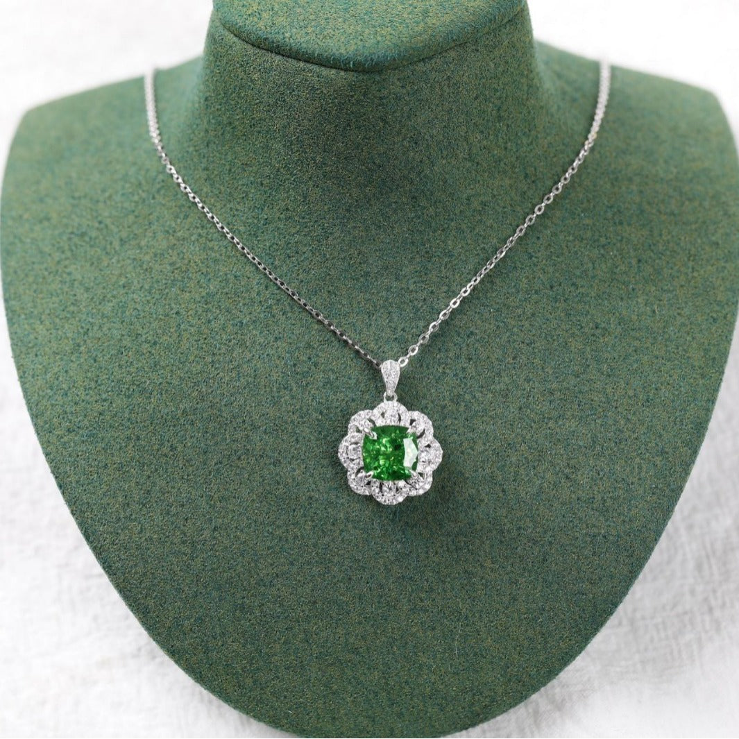 S925 Emerald Pendant Light Luxury High-grade Necklace