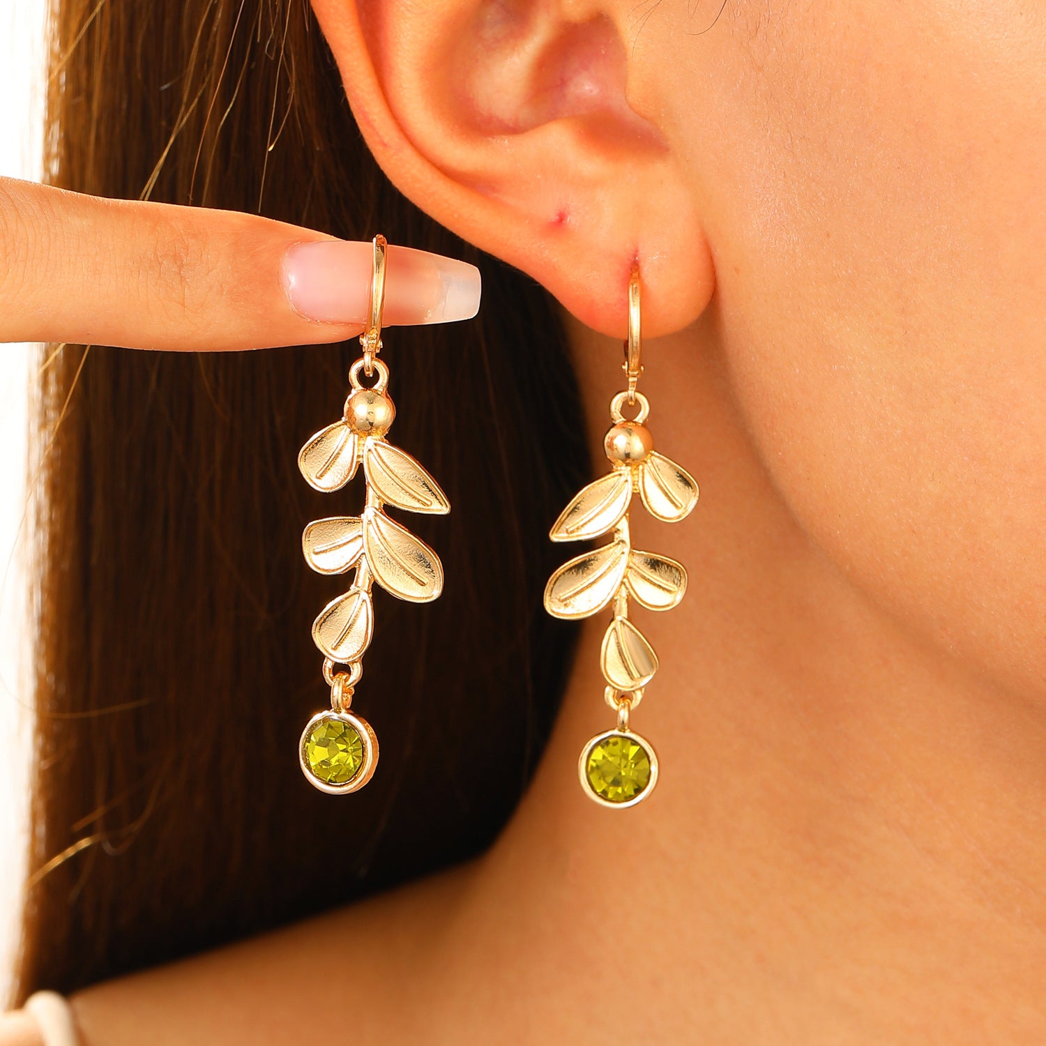 Fashion Simple Leaf-shaped Earring Female Creative